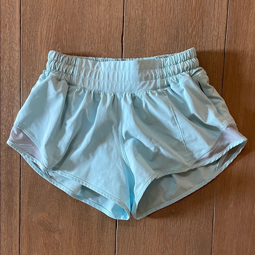 Lululemon Hotty Hot Low-Rise Pastel Blue 2.5" Shorts- size 2